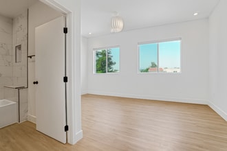 4800-4802 S Slauson Ave in Culver City, CA - Building Photo - Building Photo