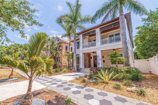 310 8th Ave N in St. Petersburg, FL - Building Photo - Building Photo