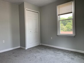 800 Mill St in Bridgeville, PA - Building Photo - Building Photo