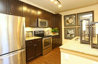 Camden La Frontera in Round Rock, TX - Building Photo - Interior Photo