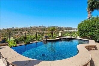 15 Vista Cielo in Dana Point, CA - Building Photo - Building Photo