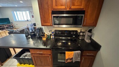 115 Highland Ave, Unit 14 in Somerville, MA - Building Photo - Building Photo