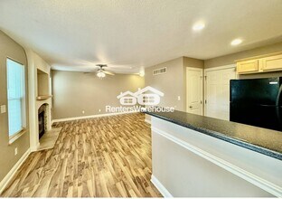 2004 63rd St in Windsor Heights, IA - Building Photo - Building Photo