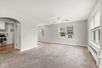 1111 Lincoln St in Lockport, IL - Building Photo - Building Photo