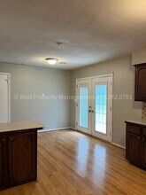 218 N Spring Ave in Sallisaw, OK - Building Photo - Building Photo