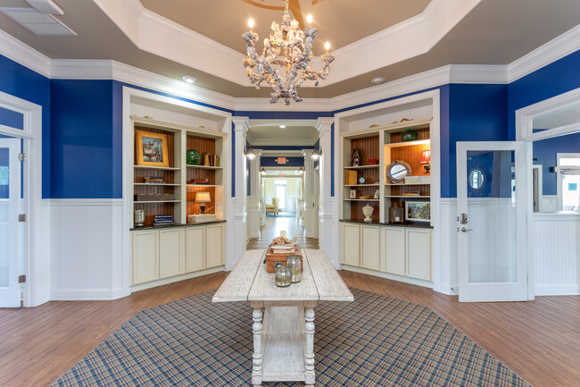 Compass Landing Apartment Homes in Newport, NC - Foto de edificio - Lobby