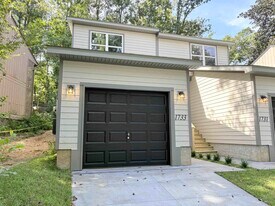 1733 Beechwood Cir S in Tallahassee, FL - Building Photo