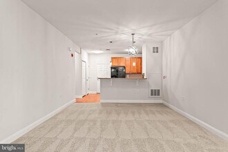 200 W Elm St in Conshohocken, PA - Building Photo - Building Photo