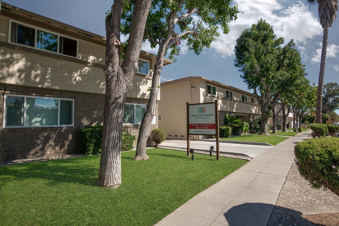 Hamilton Manor Apartments in Campbell, CA - Building Photo