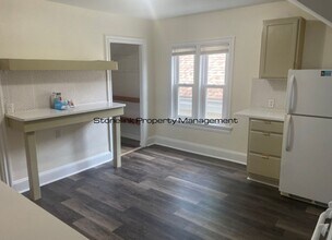 61 Douglas Ave in Providence, RI - Building Photo - Building Photo