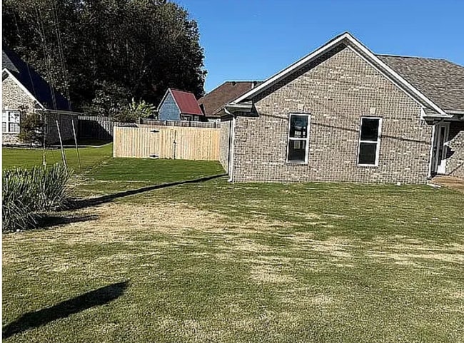 1481 Middle School Rd in Medina, TN - Building Photo - Building Photo