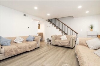 19221 Sherman Way, Unit Unit 18 in Reseda, CA - Building Photo - Building Photo