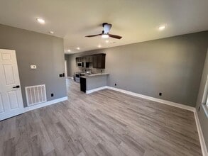 104 Nichali Dr in Charlotte, TN - Building Photo - Building Photo