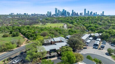 1101 Hollow Creek Dr in Austin, TX - Building Photo - Building Photo