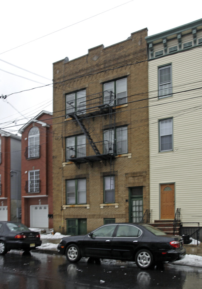 57 Laidlaw Ave in Jersey City, NJ - Building Photo - Building Photo