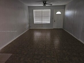2431 Liberty St in Hollywood, FL - Building Photo - Building Photo