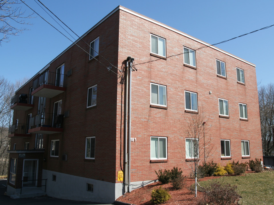 Brookview Condominium in Braintree, MA - Building Photo