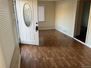 5868 N Linville St in Westland, MI - Building Photo - Building Photo