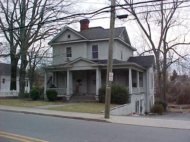 135 W Lebanon St in Mount Airy, NC - Building Photo - Building Photo