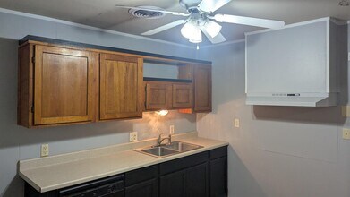 1400 34th St in Wichita Falls, TX - Building Photo - Building Photo