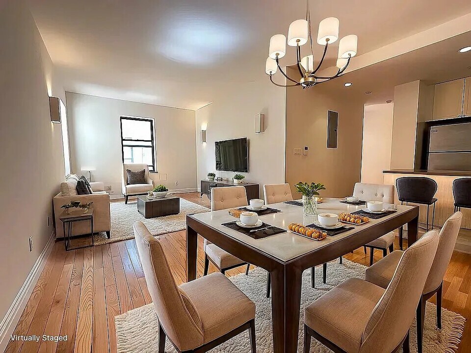 101 E 116th St in New York, NY - Building Photo