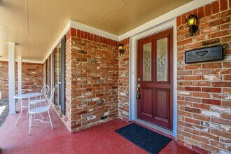 9806 Larston St in Houston, TX - Building Photo - Building Photo