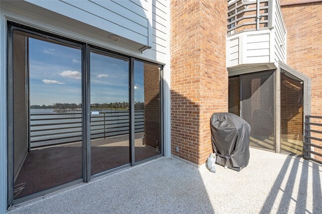 1801 Enterprise Ave in League City, TX - Building Photo - Building Photo