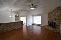 21311 Park Run Dr in Katy, TX - Building Photo - Building Photo