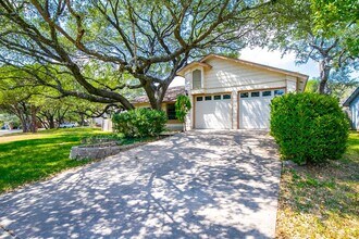 11920 Meadowfire Dr in Austin, TX - Building Photo - Building Photo