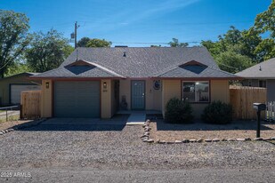 819 N 5th St in Cottonwood, AZ - Building Photo