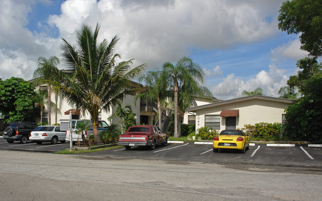 3049 NE 20th Ave in Fort Lauderdale, FL - Foto de edificio - Building Photo