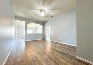 2024 Sunny Side Dr in Little Elm, TX - Building Photo - Building Photo