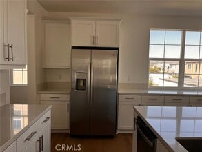 2557 E Lincoln Paseo in Ontario, CA - Building Photo - Building Photo