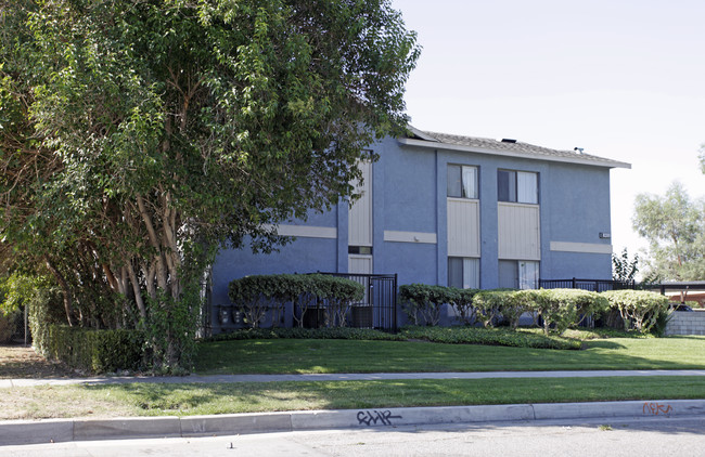 Fortune West Apartments in Fontana, CA - Building Photo - Building Photo