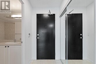 18-1518 Yonge St in Toronto, ON - Building Photo - Building Photo