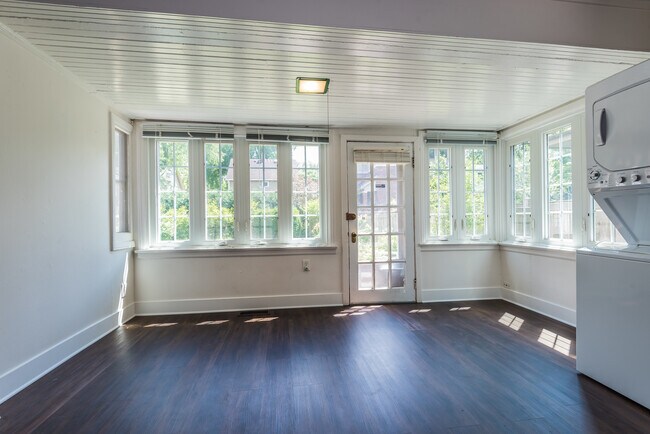 2109 Colfax St in Evanston, IL - Building Photo - Building Photo