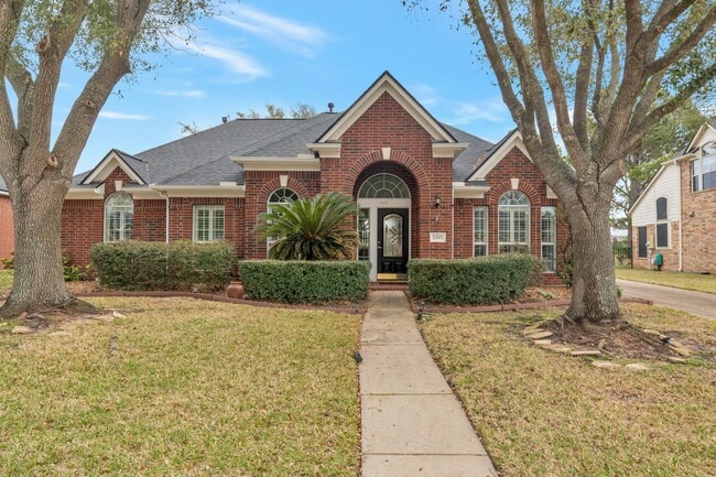 property at 2315 Blue Water Bay Dr