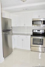 790 NW 60th St-Unit -0 in Miami, FL - Building Photo - Building Photo