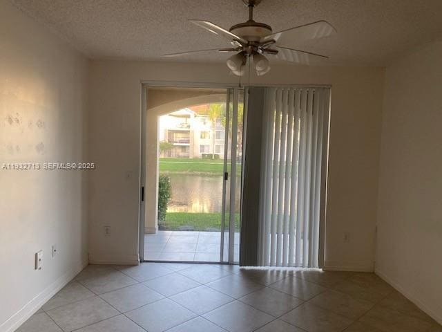 8060 N Nob Hill Rd in Tamarac, FL - Building Photo - Building Photo