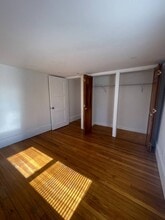 13 Middle St, Unit 2 in Marlborough, MA - Foto de edificio - Building Photo