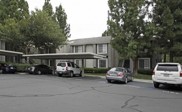 Carmel Trails in San Diego, CA - Foto de edificio - Building Photo