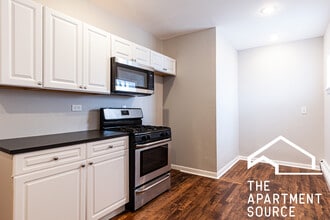 3827 N Drake Ave, Unit #3 in Chicago, IL - Foto de edificio - Building Photo