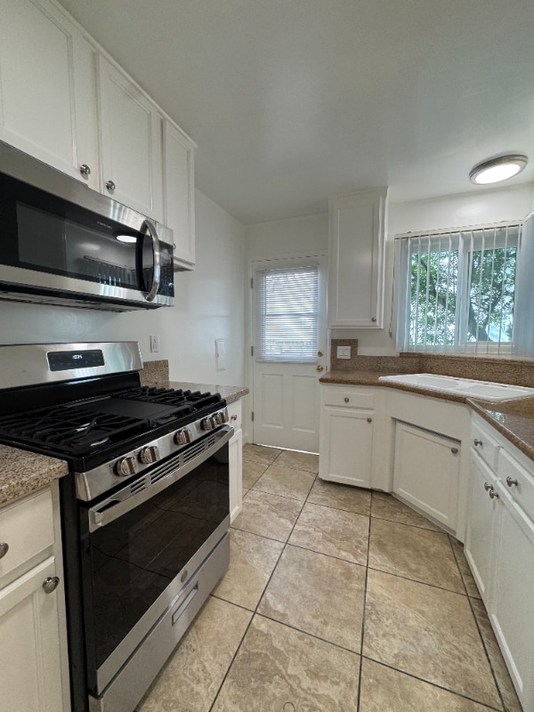 1750 Grevelia St in South Pasadena, CA - Building Photo - Building Photo