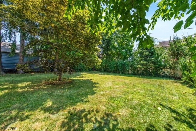 99 Chesapeake Ave in Parsippany Troy Hills, NJ - Building Photo - Building Photo