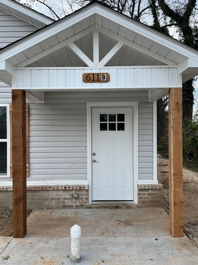 property at 611 Vine St