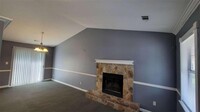 6325 Phillips Creek Dr in Lithonia, GA - Building Photo - Building Photo