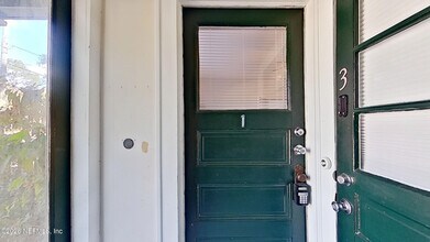 2210 Myra St in Jacksonville, FL - Building Photo - Building Photo