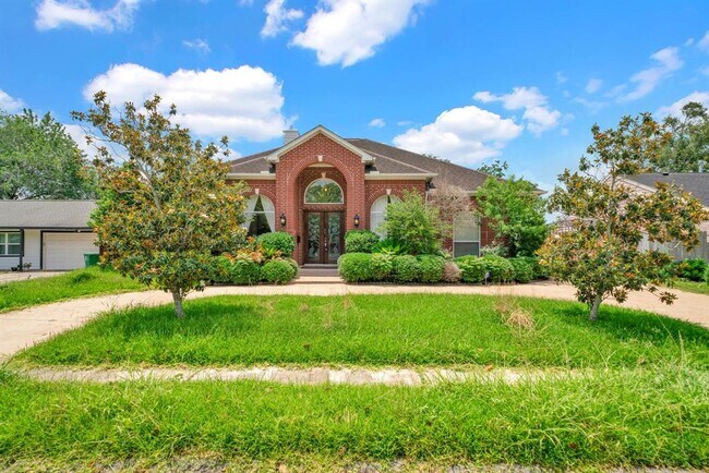 4317 Willowbend Blvd in Houston, TX - Foto de edificio - Building Photo