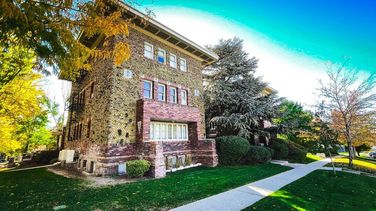 86 B St E in Salt Lake City, UT - Building Photo