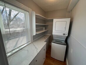 2 Gilson Ter, Unit 3 in Somerville, MA - Building Photo - Building Photo